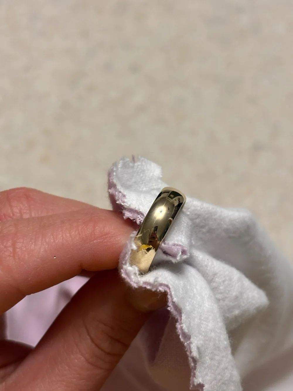 Mens gold wedding band
